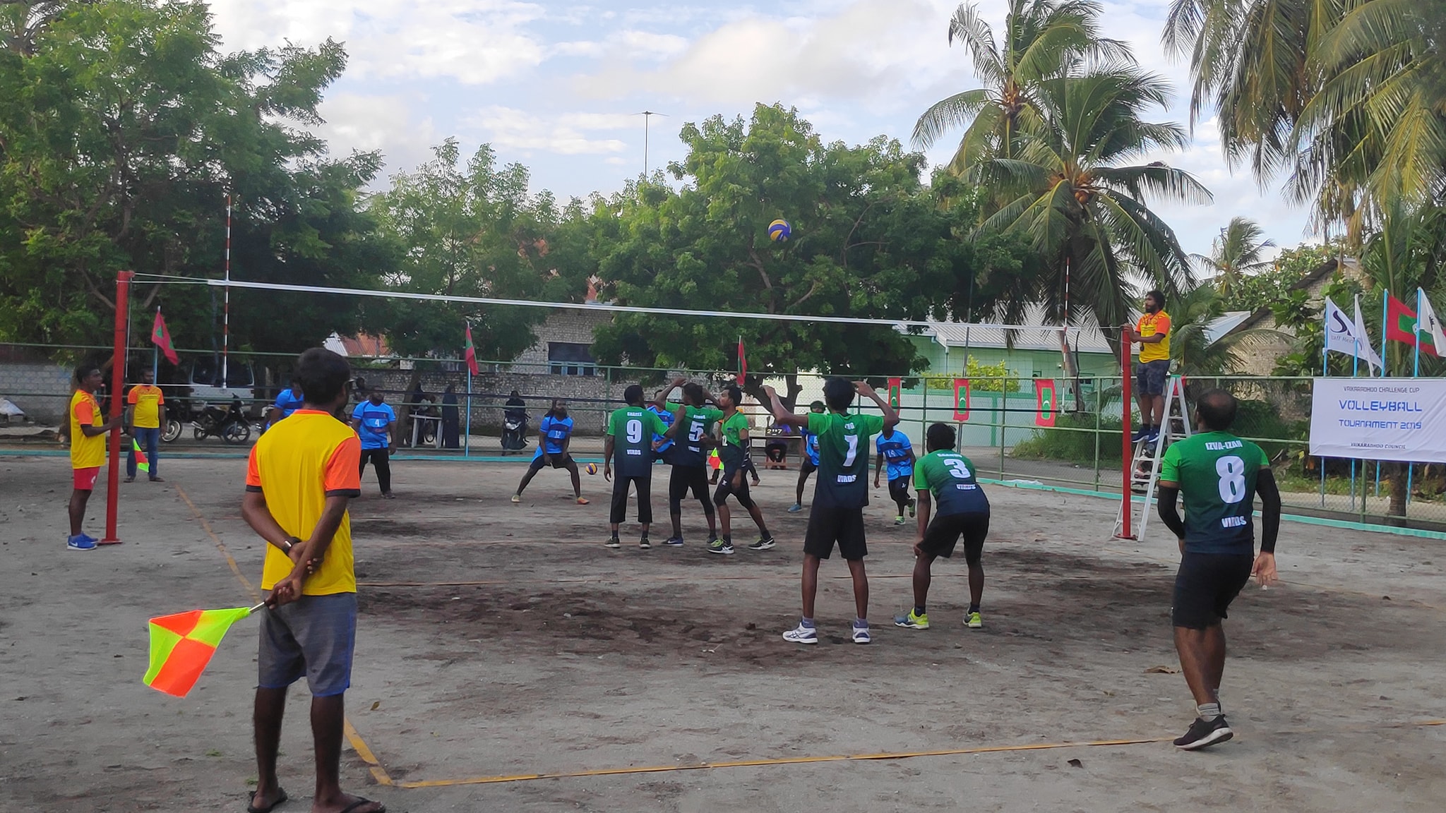 އައުޓްޑޯ ވޮލީ ކޯޓް (ވެލި)